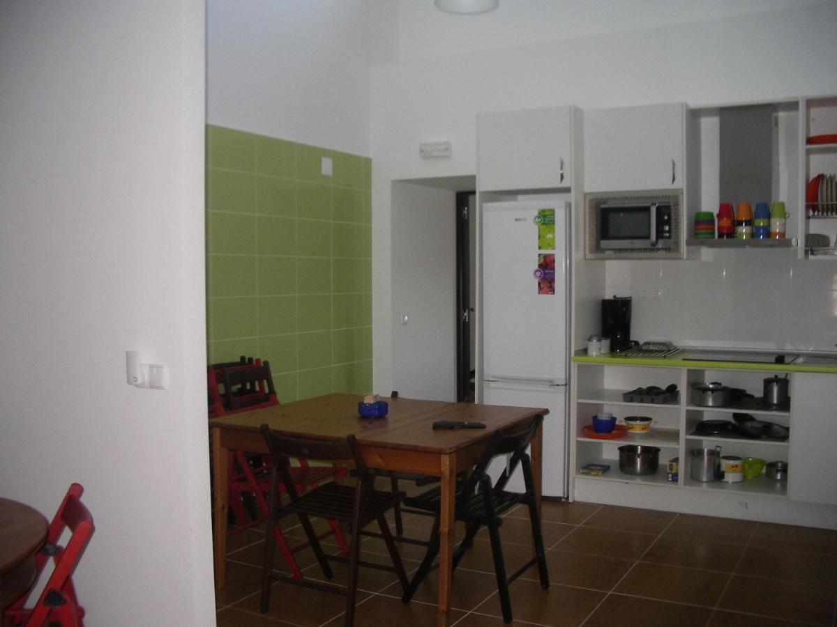 Hostel El Castillo Aninon المظهر الخارجي الصورة