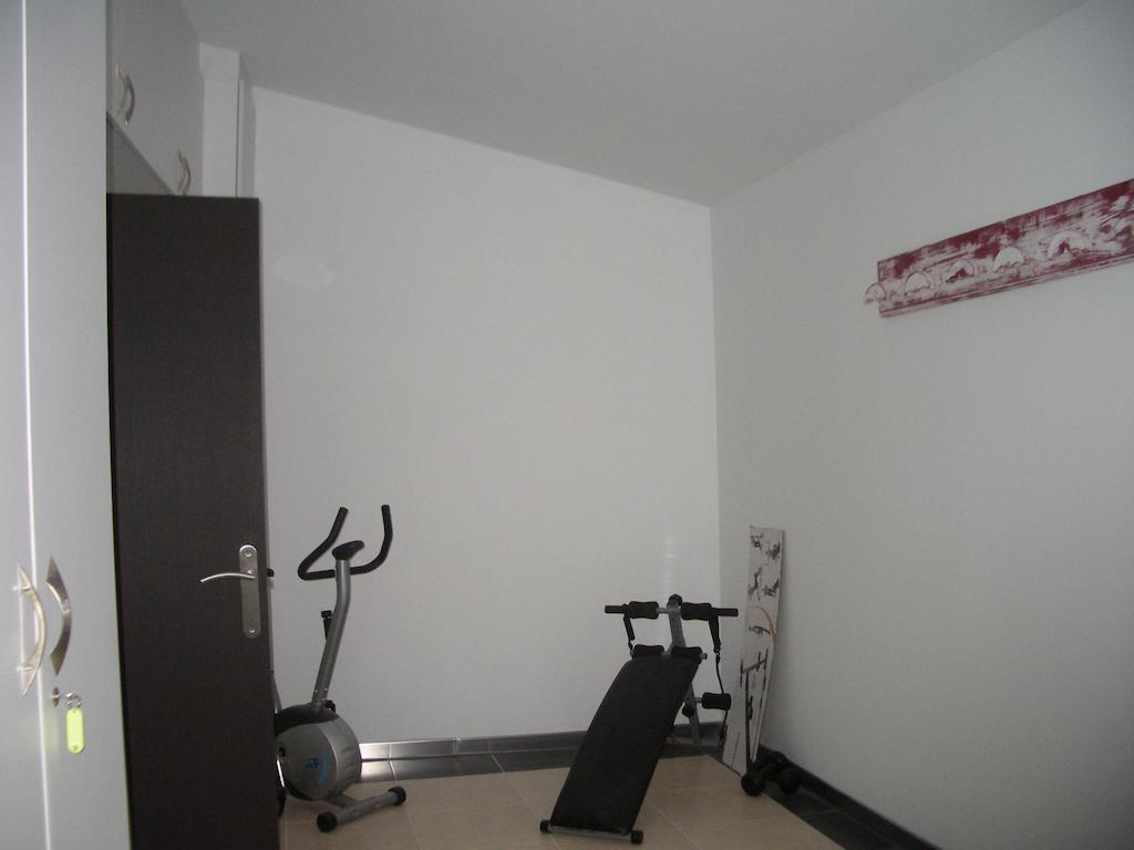Hostel El Castillo Aninon المظهر الخارجي الصورة